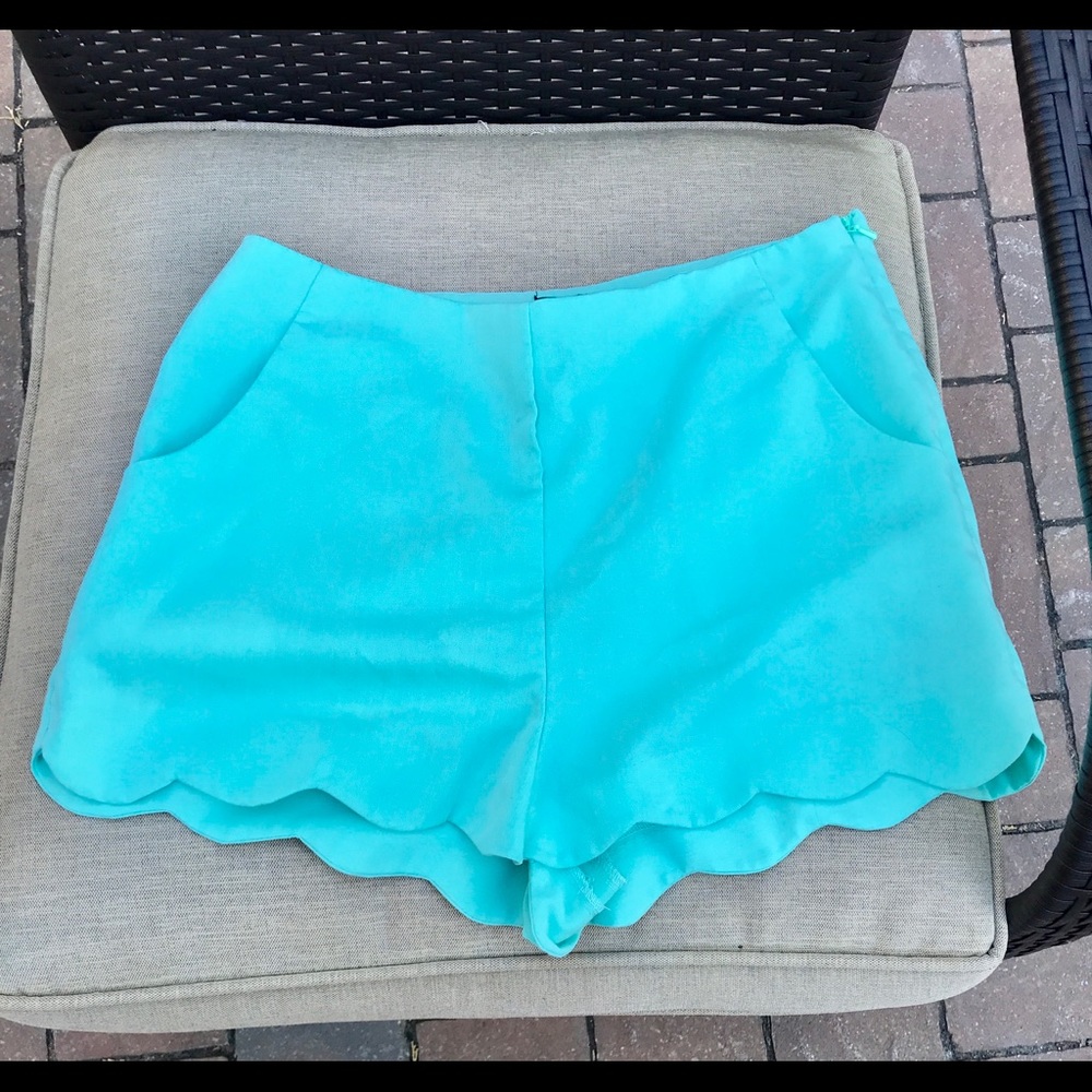 Asos scallop hem shorts - size 2 great condition